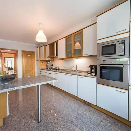 2 Bedroom With Garage Family Wonder Lissabon Buitenkant foto